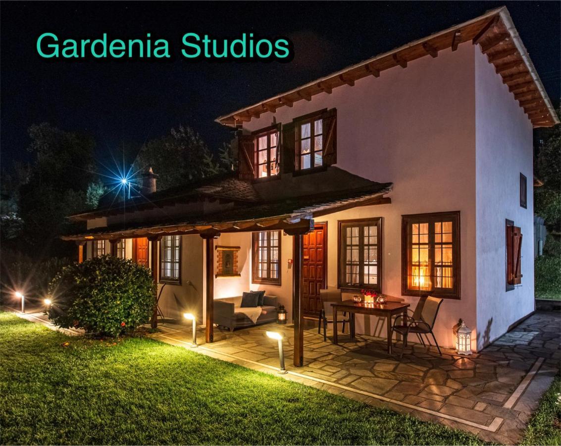 Gardenia Studios Mourésion Екстериор снимка